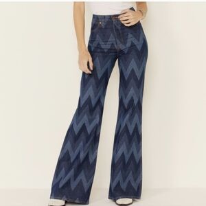Wrangler Denim High Rise Flares Chevron Jeans EUC